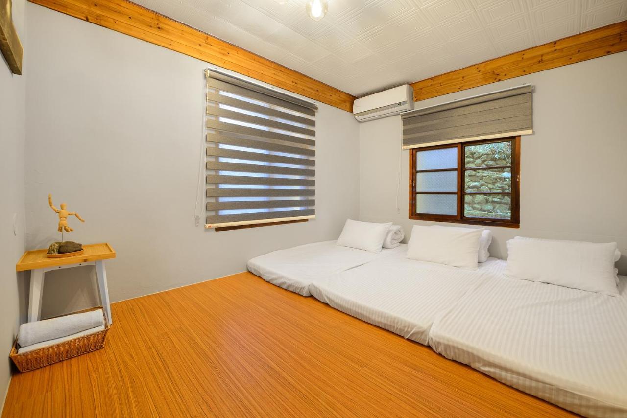 Li Jin Kuan Homestay Nanzhuang Exterior photo